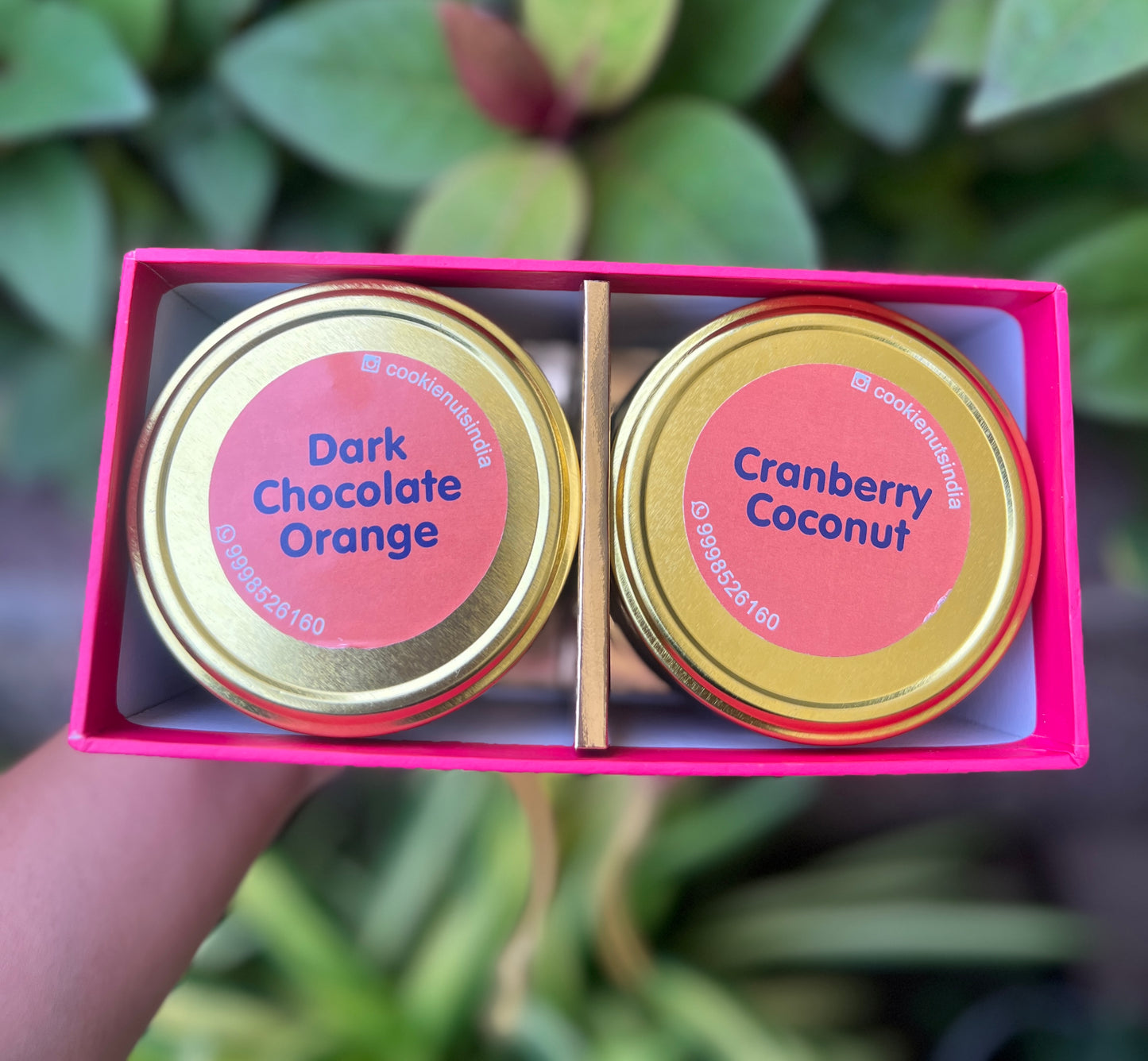 Box of two Cookie Jars